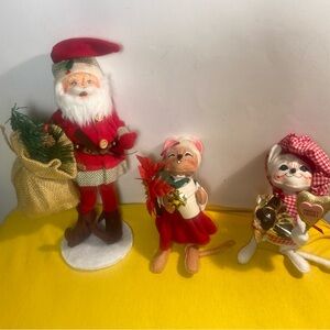 Annalee Red White and Green Santa  Holiday Figurines